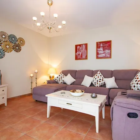 Playa Blanca Villa Sleeps 8 With Pool Villa *
